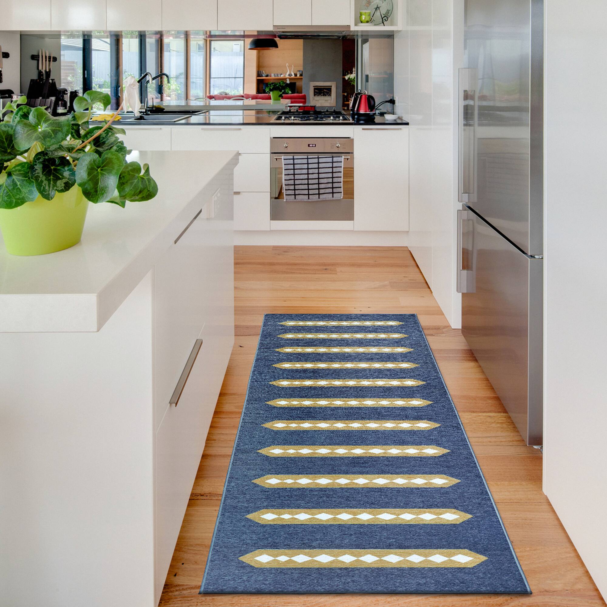 My Magic Carpet Dash & Dot Washable Rug